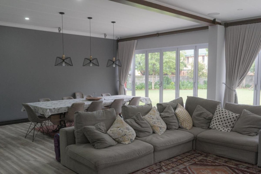 6 Bedroom Property for Sale in Sasolburg Ext 4 Free State